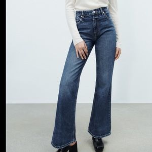 FULL LENGTH FLARE JEANS
